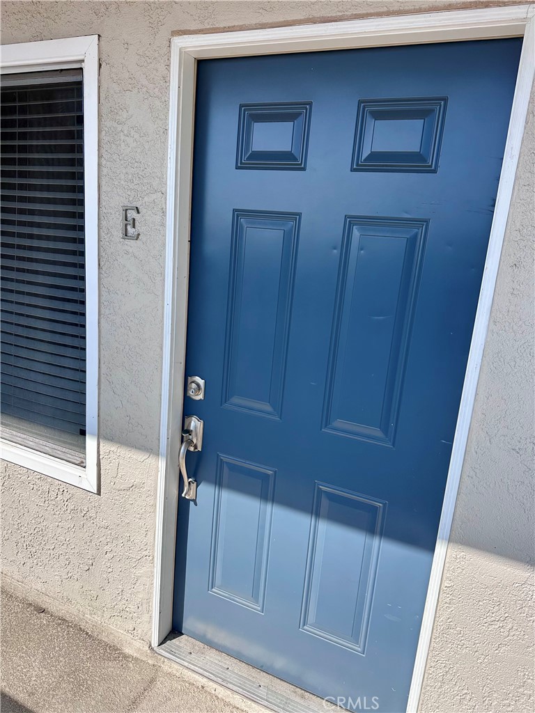 24831 La Cresta Drive E