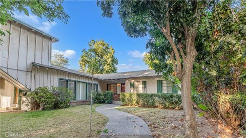 Photo of 154 S Lima Street, Sierra Madre, CA 91024 (MLS # AR26130229)