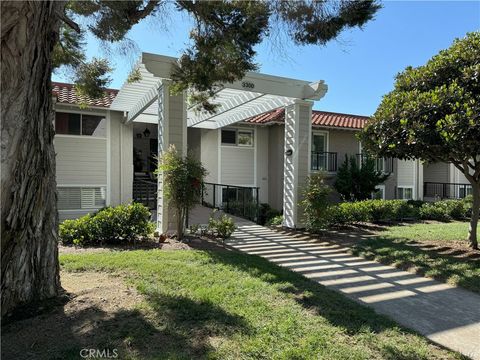 Photo of 3300 Via Carrizo #A, Laguna Woods, CA 92637 (MLS # OC26023010)