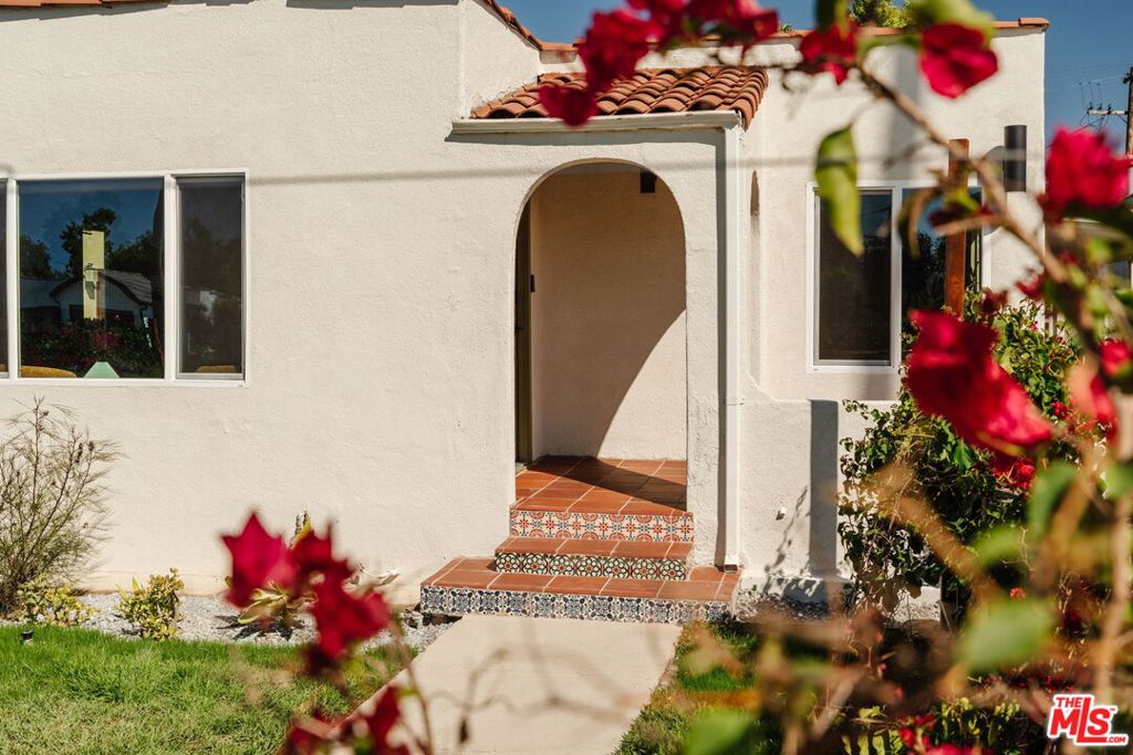 3440 Buckingham Road