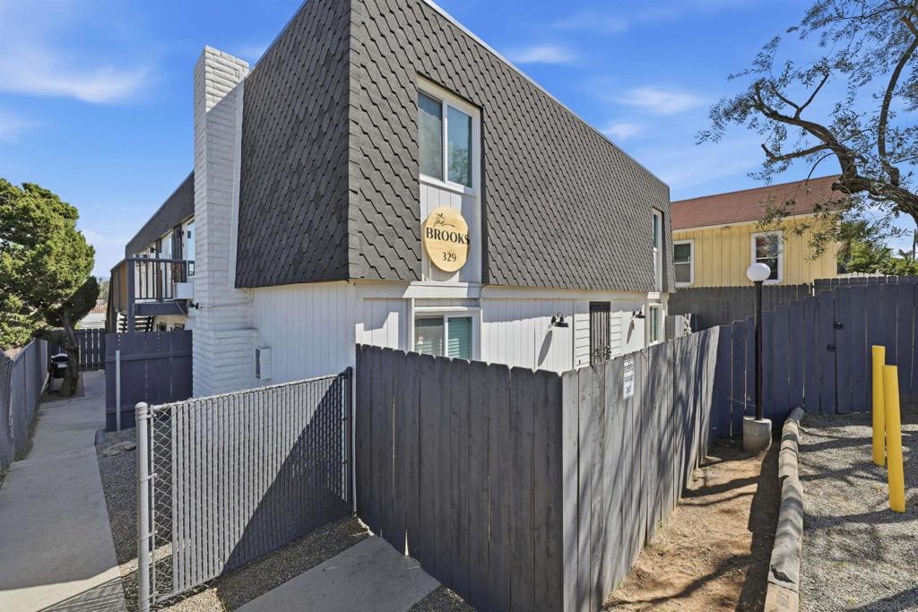 329 N Pico Ave