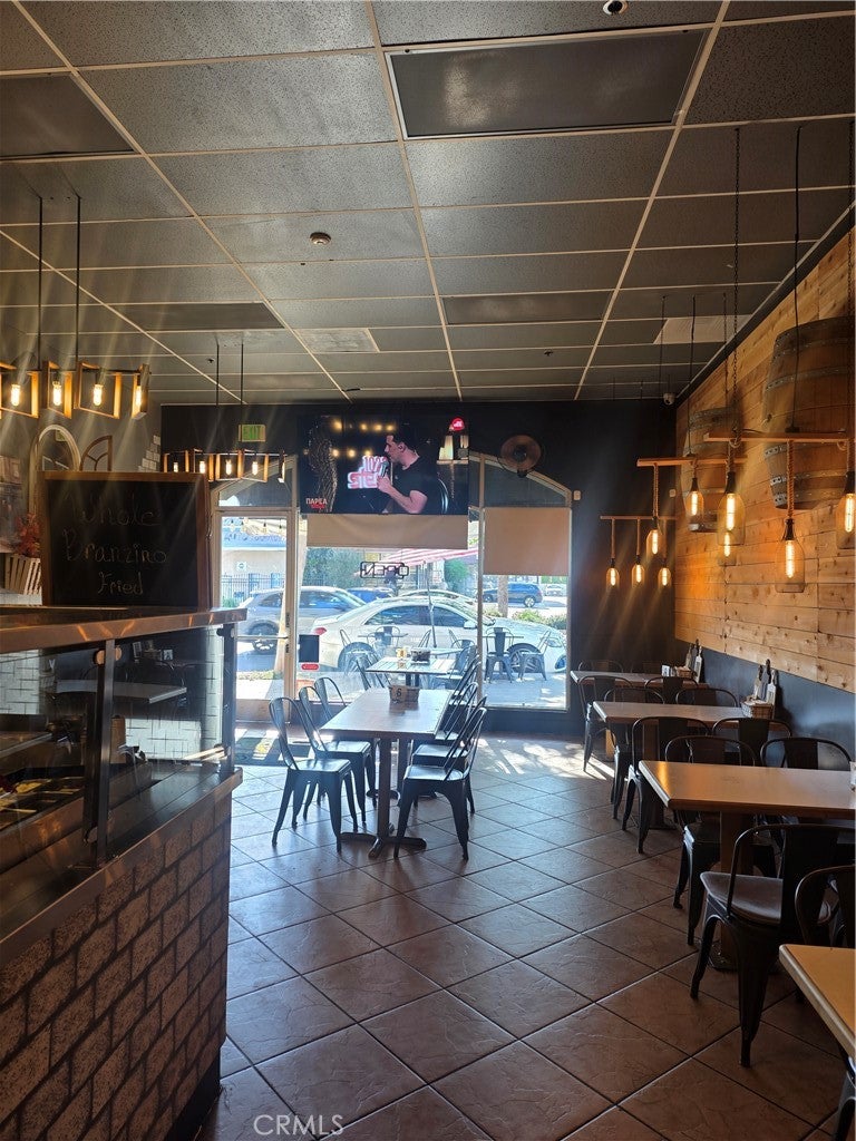 720 N. Lake Ave