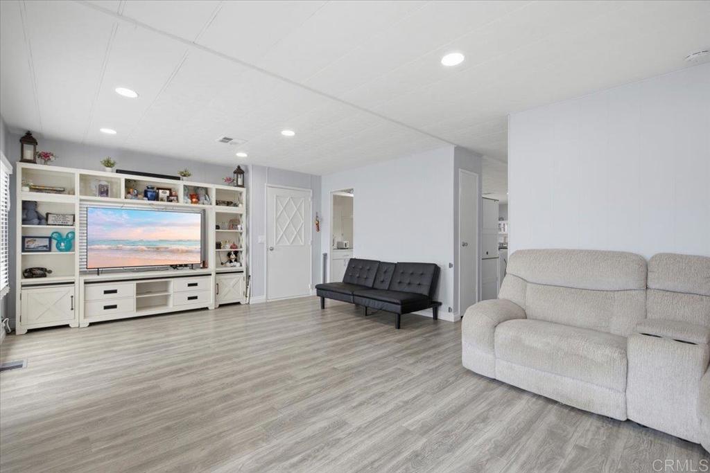 121 Orange Avenue SPC 101