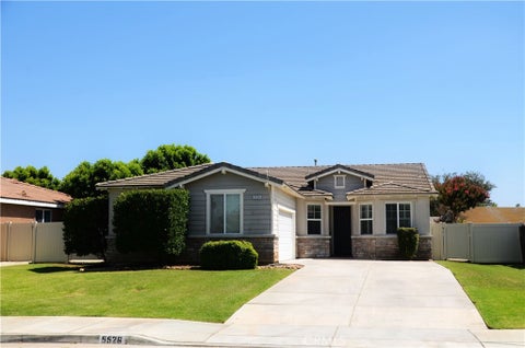 Photo of 5526 Mountain View AVE, Riverside, CA 92504 (MLS # SW26148307)
