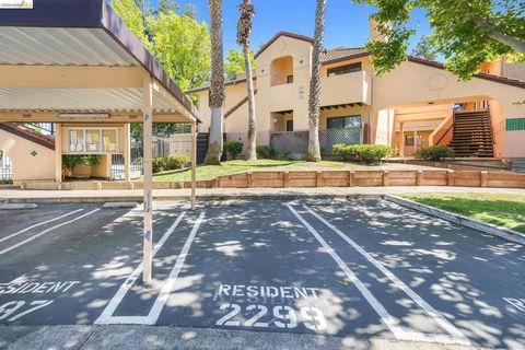 Photo of 2283 2283 Renwick Ln Ln, Antioch, CA 94509 (MLS # 41126437)