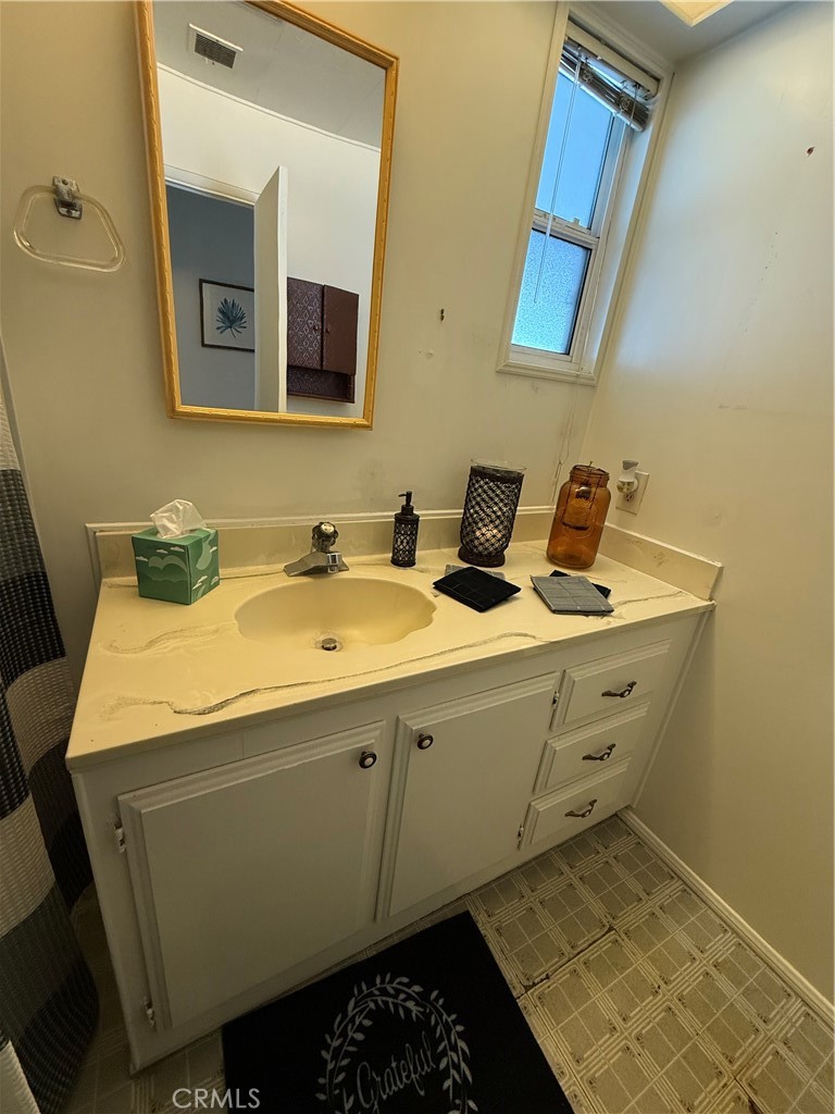 11250 Beach 139
