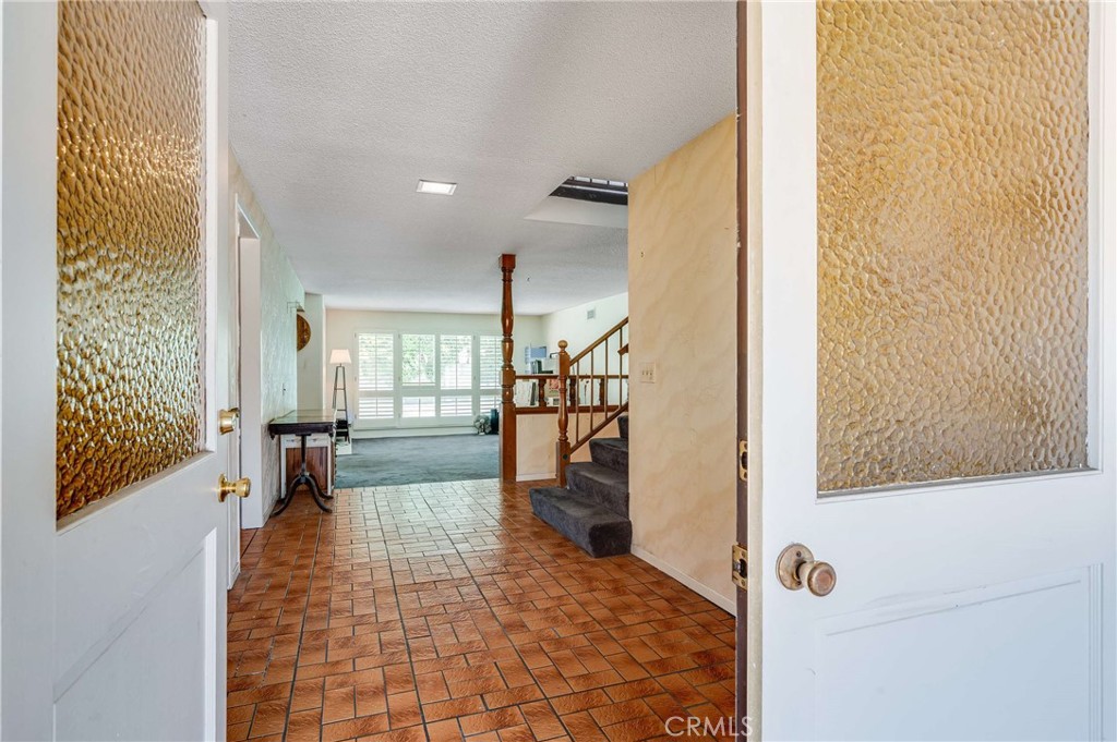 8152 Redford Lane