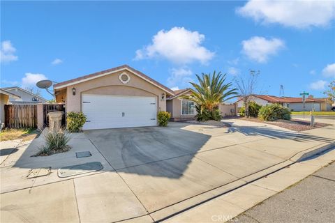 Photo of 14405 Cedar St, Hesperia, CA 92344 (MLS # HD25274847)