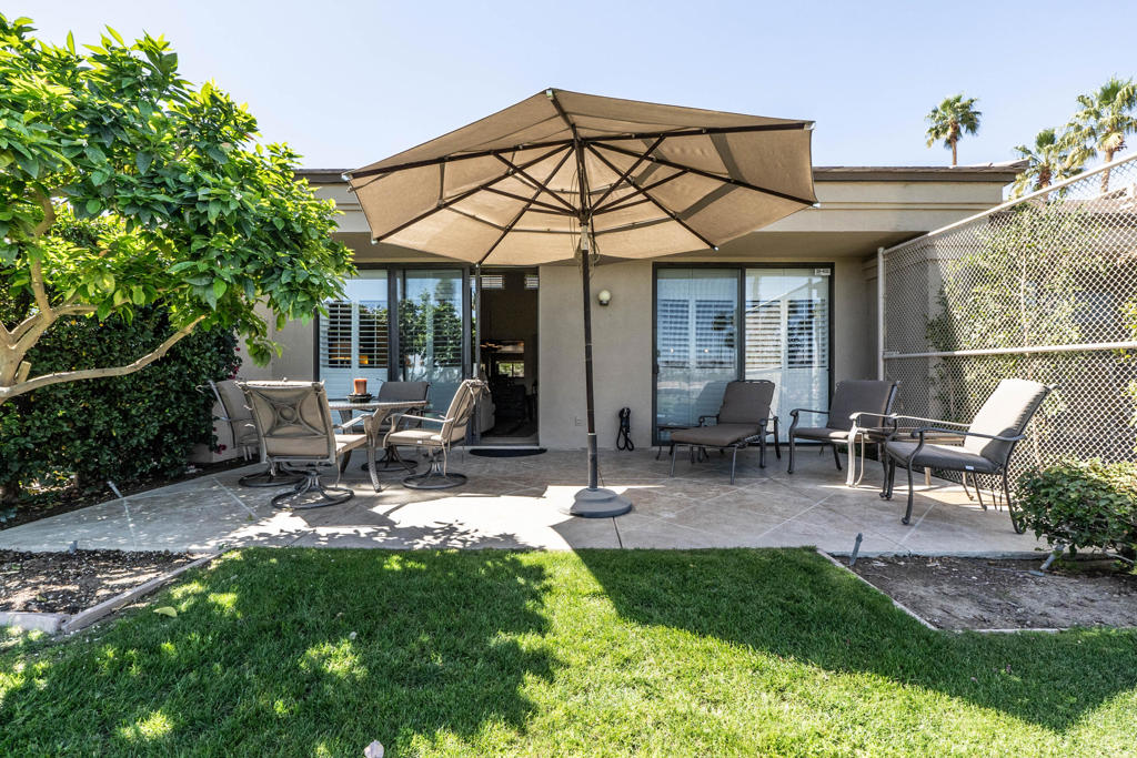 39432 Narcissus Way