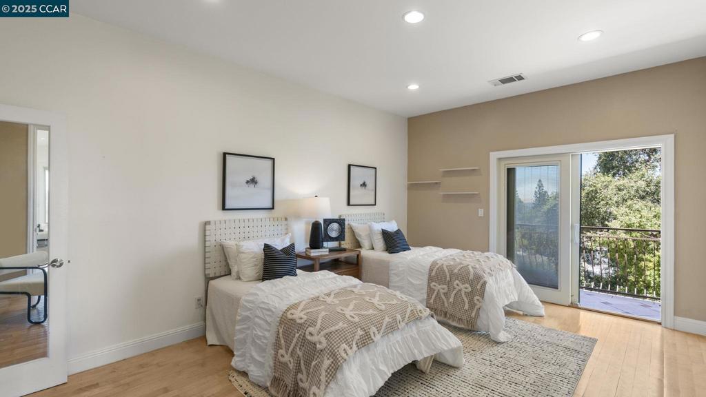 THE HILL - Residential