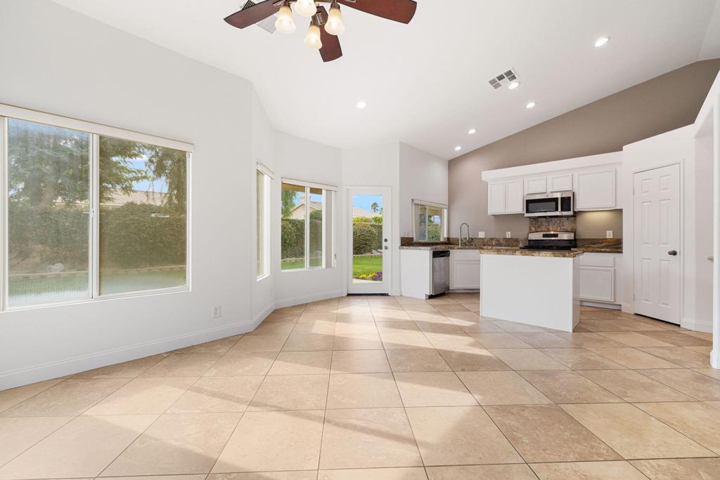 80601 Declaration Avenue