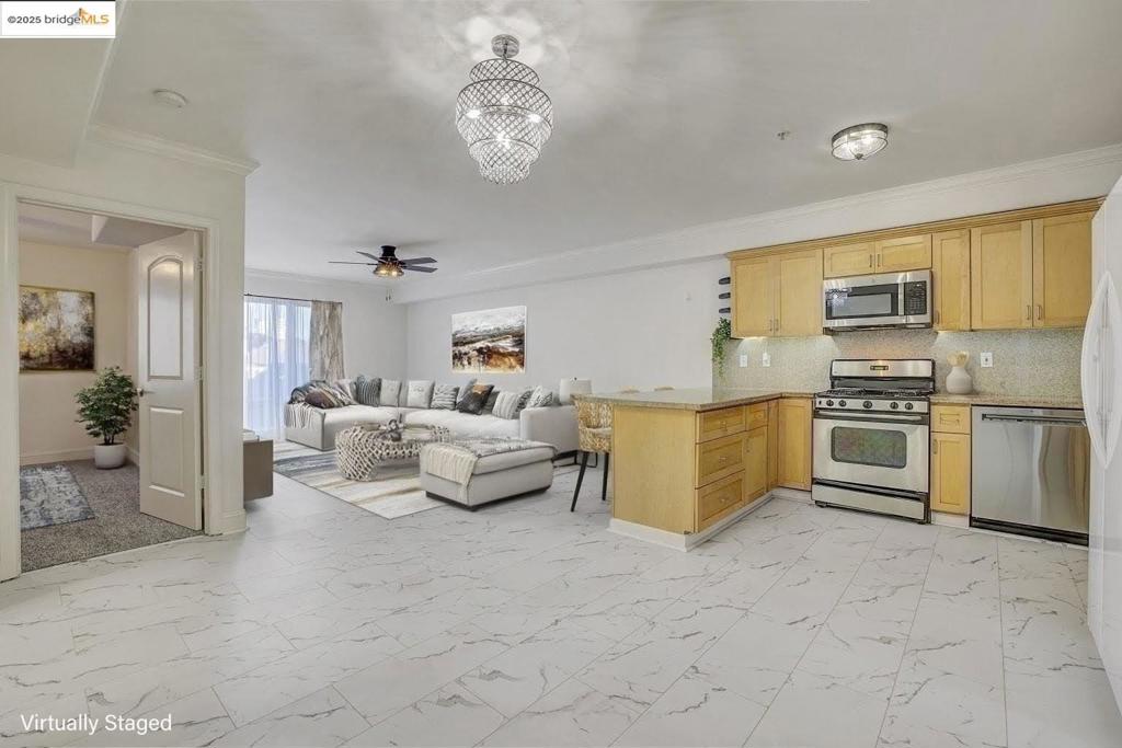 SAN ANTONIO - Residential