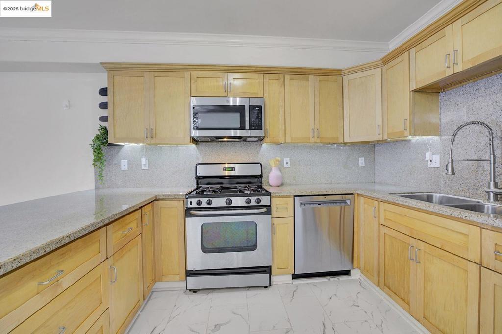 SAN ANTONIO - Residential