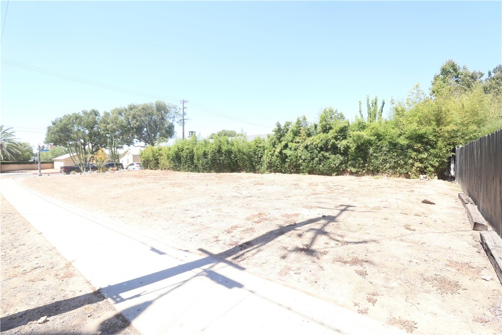 405 N Cypress Street