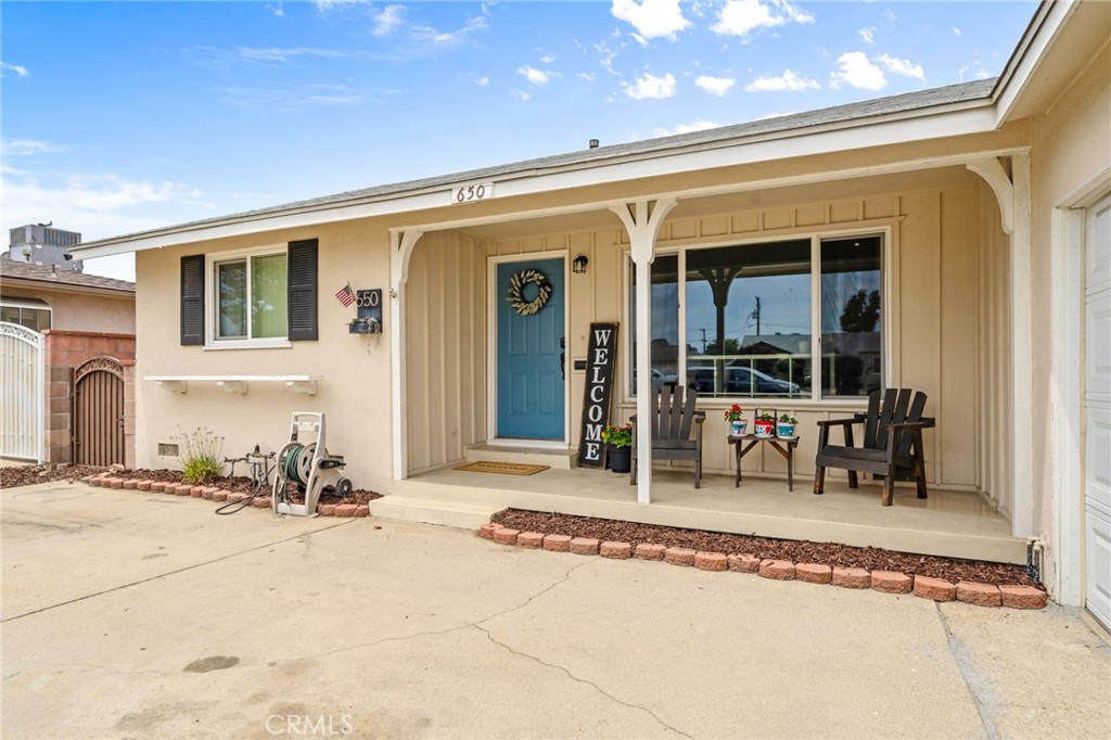 650 W Bonnie Brae Court