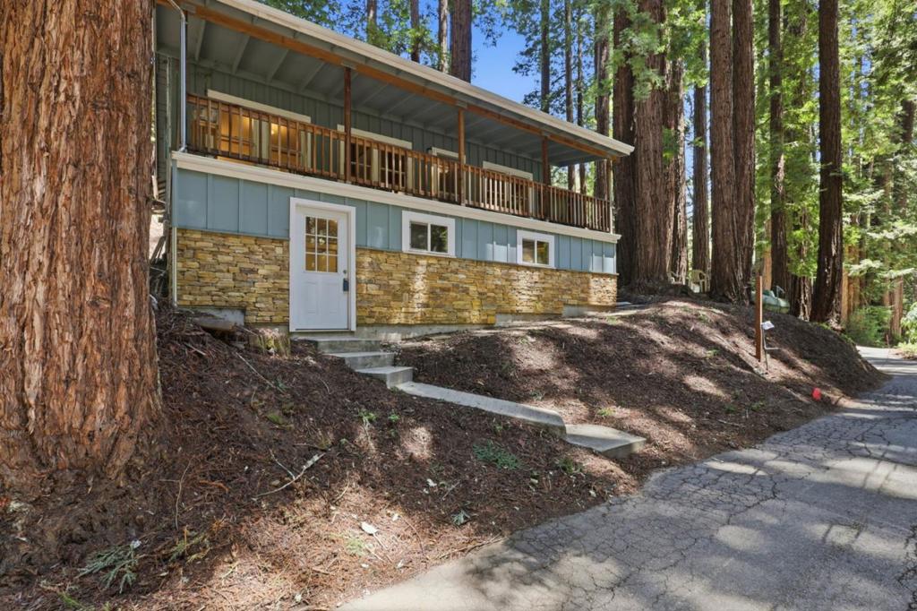 16730 Laurel Road