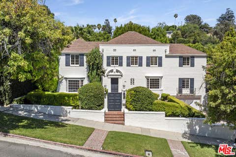 Photo of 1910 Outpost Drive, Los Angeles, CA 90068 (MLS # 26861779)