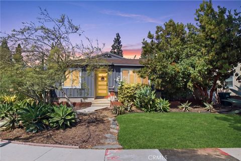 Photo of 3403 Roxanne Ave, Long Beach, CA 90808 (MLS # OC26083004)
