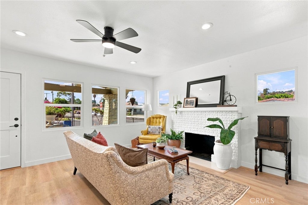 2801 Jeffries