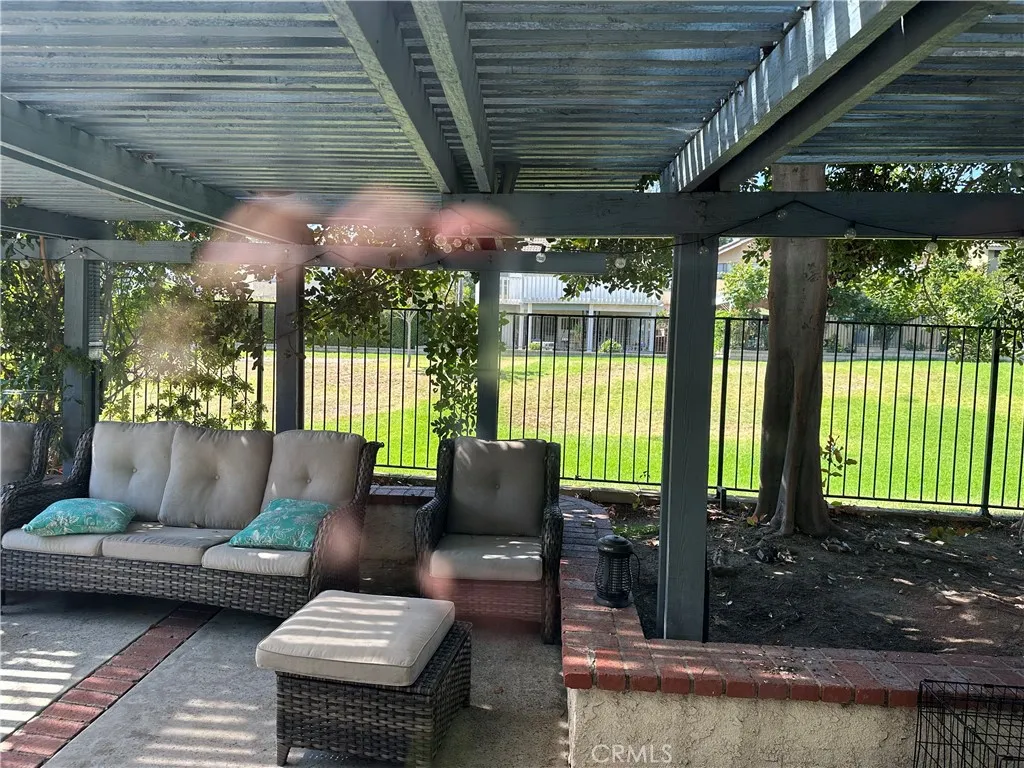 Placentia, California 92870, United States, 3 Bedrooms Bedrooms, ,3 BathroomsBathrooms,Residential,Active,238815