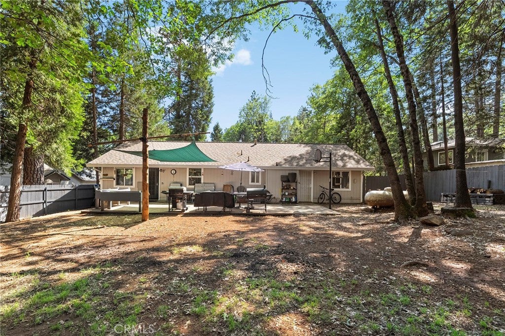 6122 Dana Circle