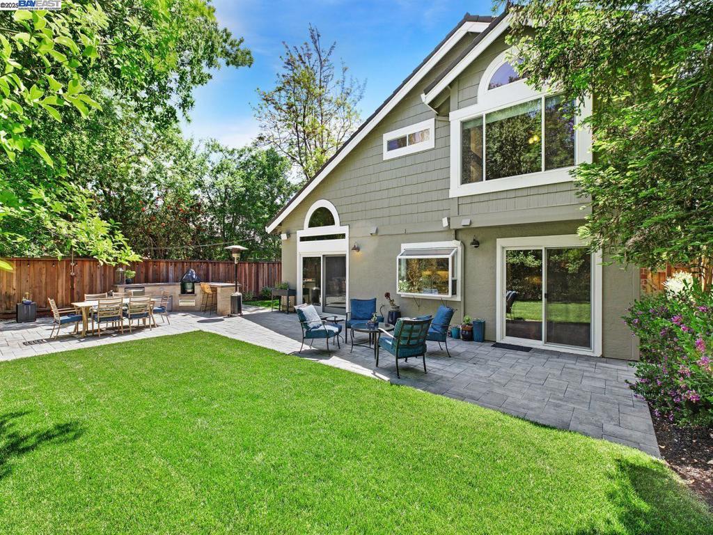 WILLOW CREEK - Residential