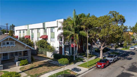 Photo of 317 W Acacia AVE #4, Glendale, CA 91204 (MLS # GD26172117)