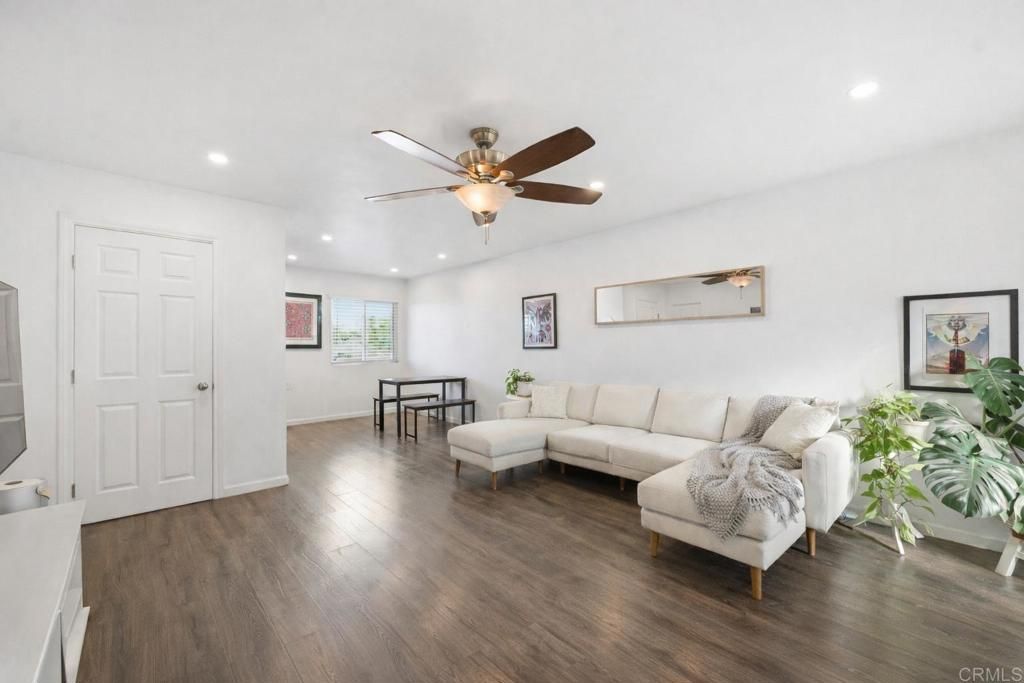 Photo of 955 Postal Way #58, Vista, CA 92083 (MLS # NDP2600667)