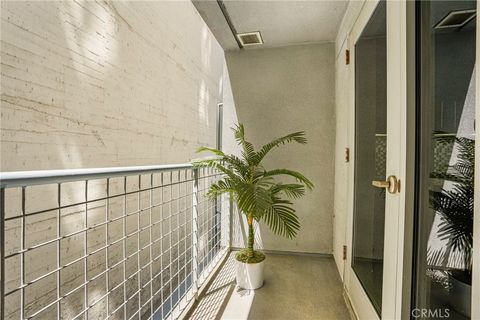 Tiny photo for 540 S Kenmore Avenue #203, Los Angeles, CA 90020 (MLS # BB26136125)