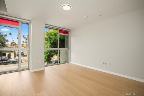 Tiny photo for 540 S Kenmore Avenue #203, Los Angeles, CA 90020 (MLS # BB26136125)