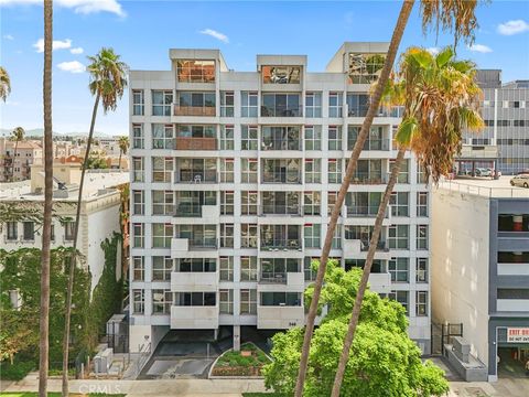 Tiny photo for 540 S Kenmore Avenue #203, Los Angeles, CA 90020 (MLS # BB26136125)