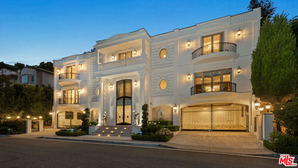 1455 Robmar Drive