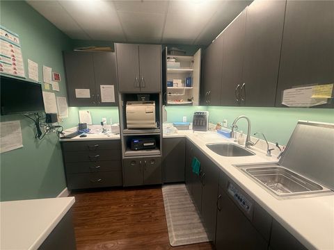 Tiny photo for 620 California Blvd #G, San Luis Obispo, CA 93401 (MLS # SC25257821)