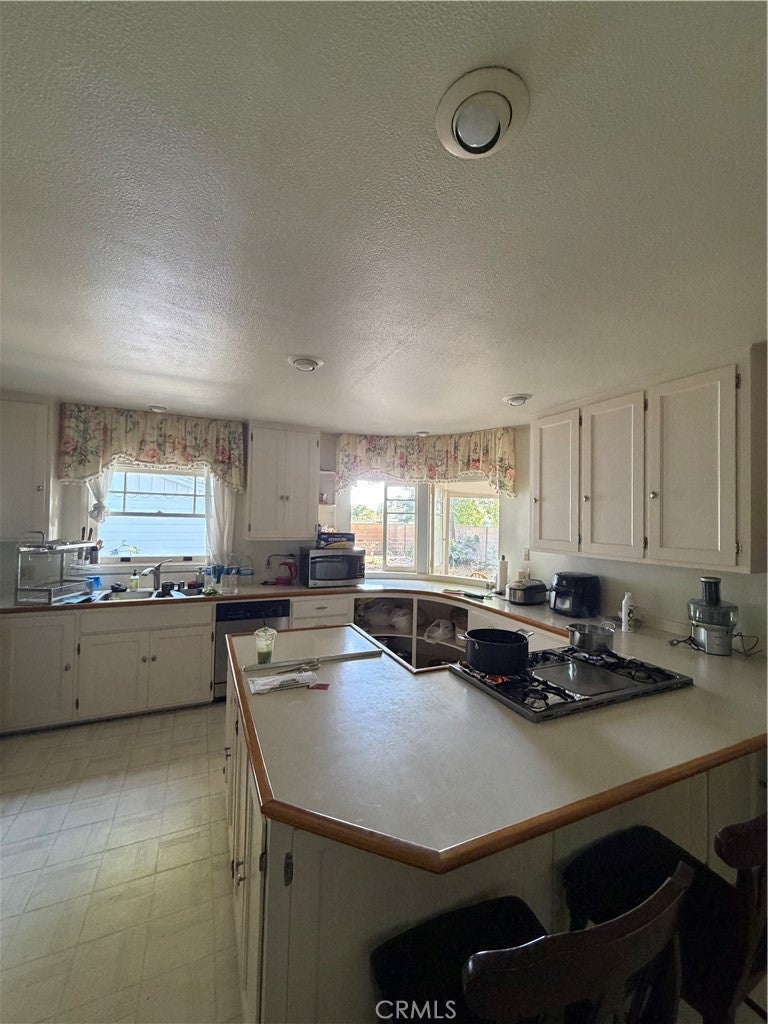 18262 Bushard, Fountain Valley CA 92708 - Photo 10