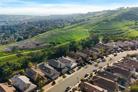 Photo of 46 Oakcliff Drive, Laguna Niguel, CA 92677 (MLS # OC26020017)