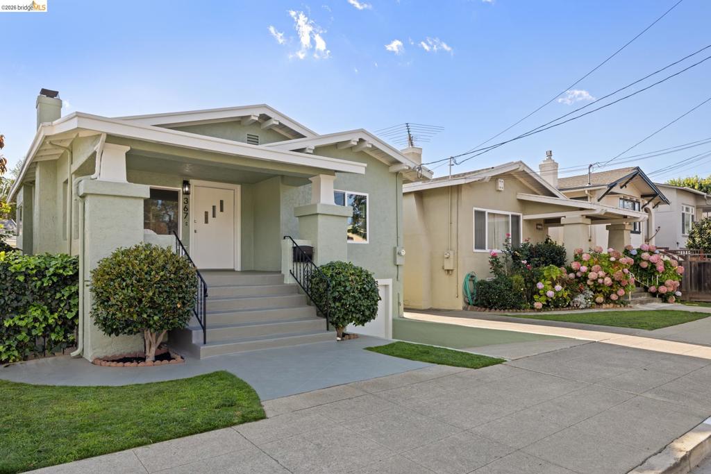 367 Cavour Street