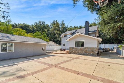 Photo of 21366 Rios Street, Woodland Hills, CA 91364 (MLS # BB26148035)