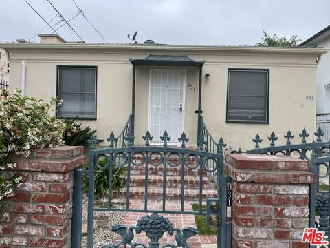 Photo of 931 S Sherbourne Drive #931, Los Angeles, CA 90035 (MLS # 25554481) Photo of 931 S Sherbourne Drive #931, Los Angeles, CA 90035 (MLS # 25554481)