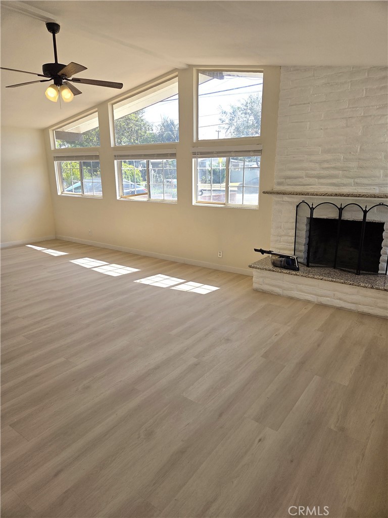 1001 S Gilbert