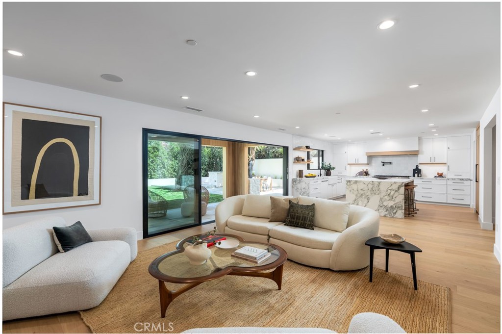 3024 Country Club