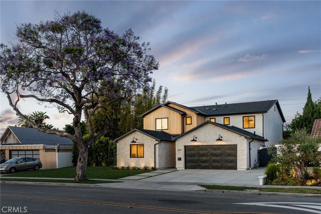 Photo of 3024 Country Club DR, Costa Mesa, CA 92626 (MLS # NP26097316)