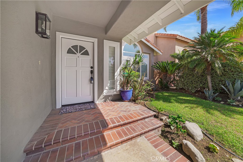 Huntington Court (HUNC) - Residential Lease