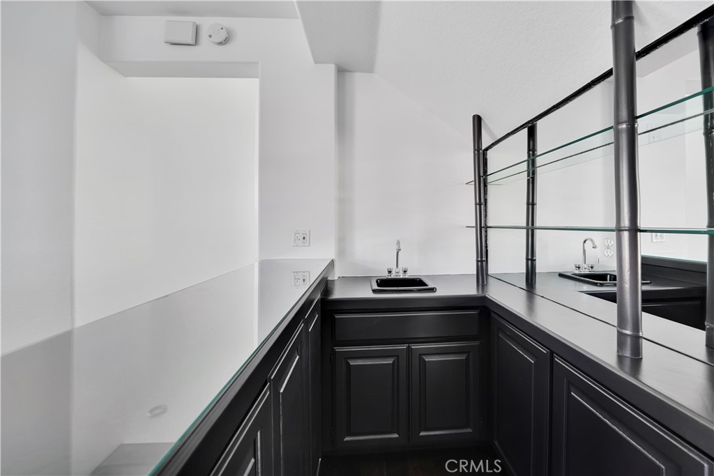 Huntington Court (HUNC) - Residential Lease