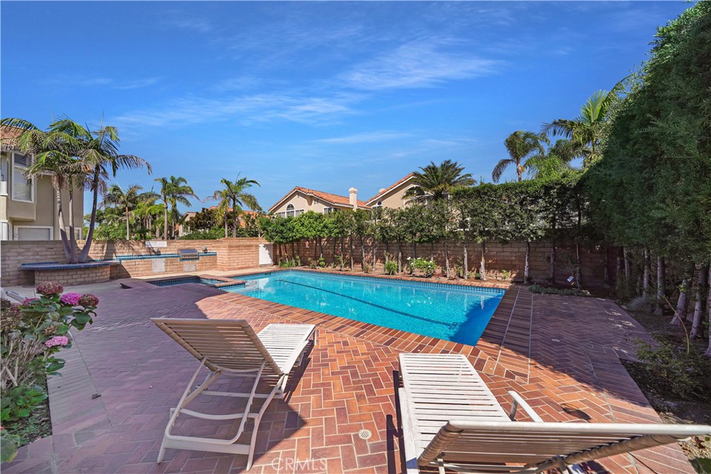 Huntington Court (HUNC) - Residential Lease