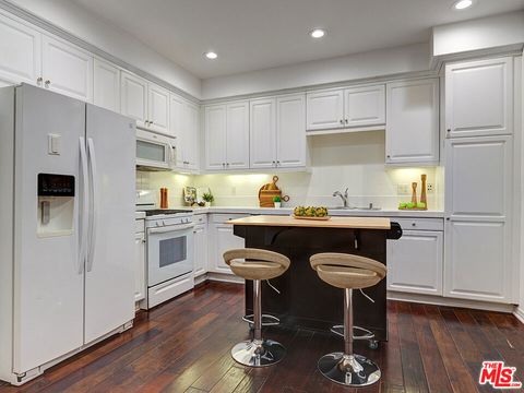 Tiny photo for 6020 S Seabluff Drive #122, Playa Vista, CA 90094 (MLS # 25606229)