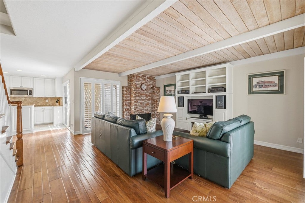 238 Walnut Street