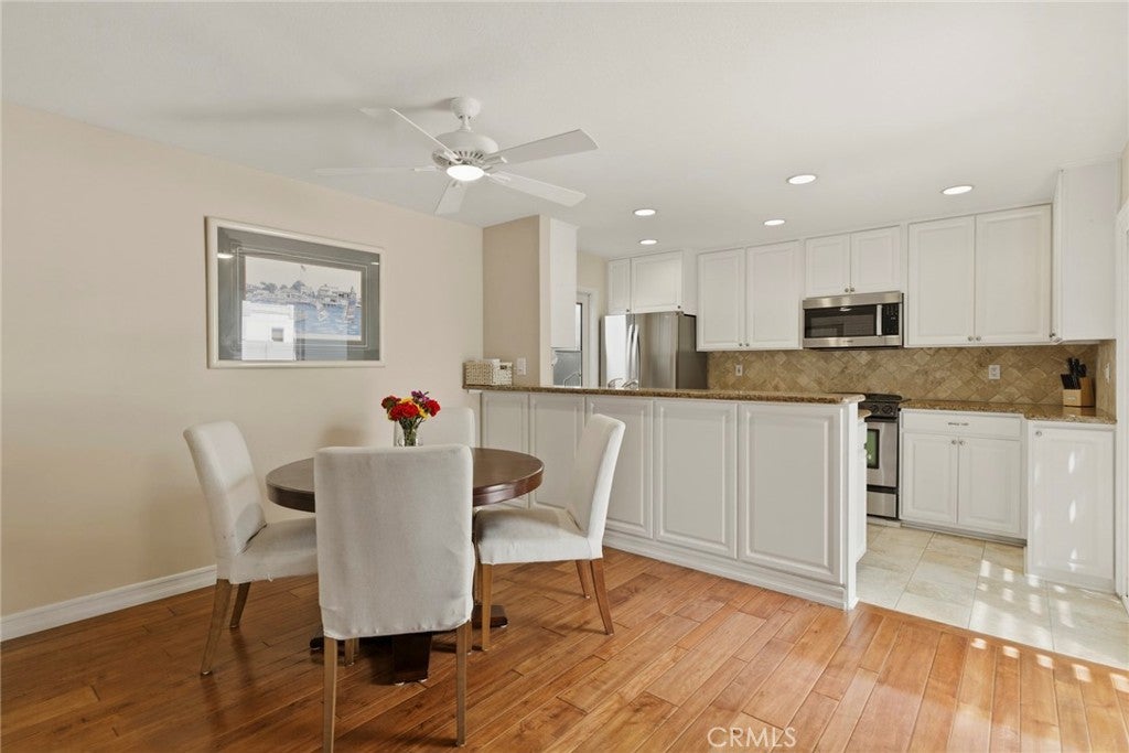 238 Walnut Street, Newport Beach CA 92663 - Photo 11