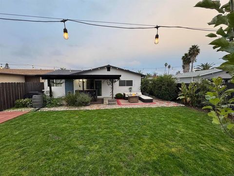 Photo of 267 Fortunada Street, Oceanside, CA 92057 (MLS # NDP2600068)