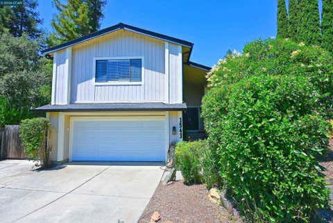 Photo of 1543 Windwood Ct CT, Martinez, CA 94553 (MLS # 41137852)