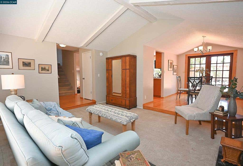 Photo of 1543 Windwood Ct CT, Martinez, CA 94553 (MLS # 41137852)